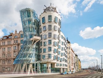 8 Dancing House Gallery Prague