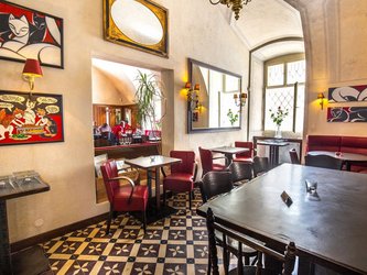 7 Cafe de Paris Prague